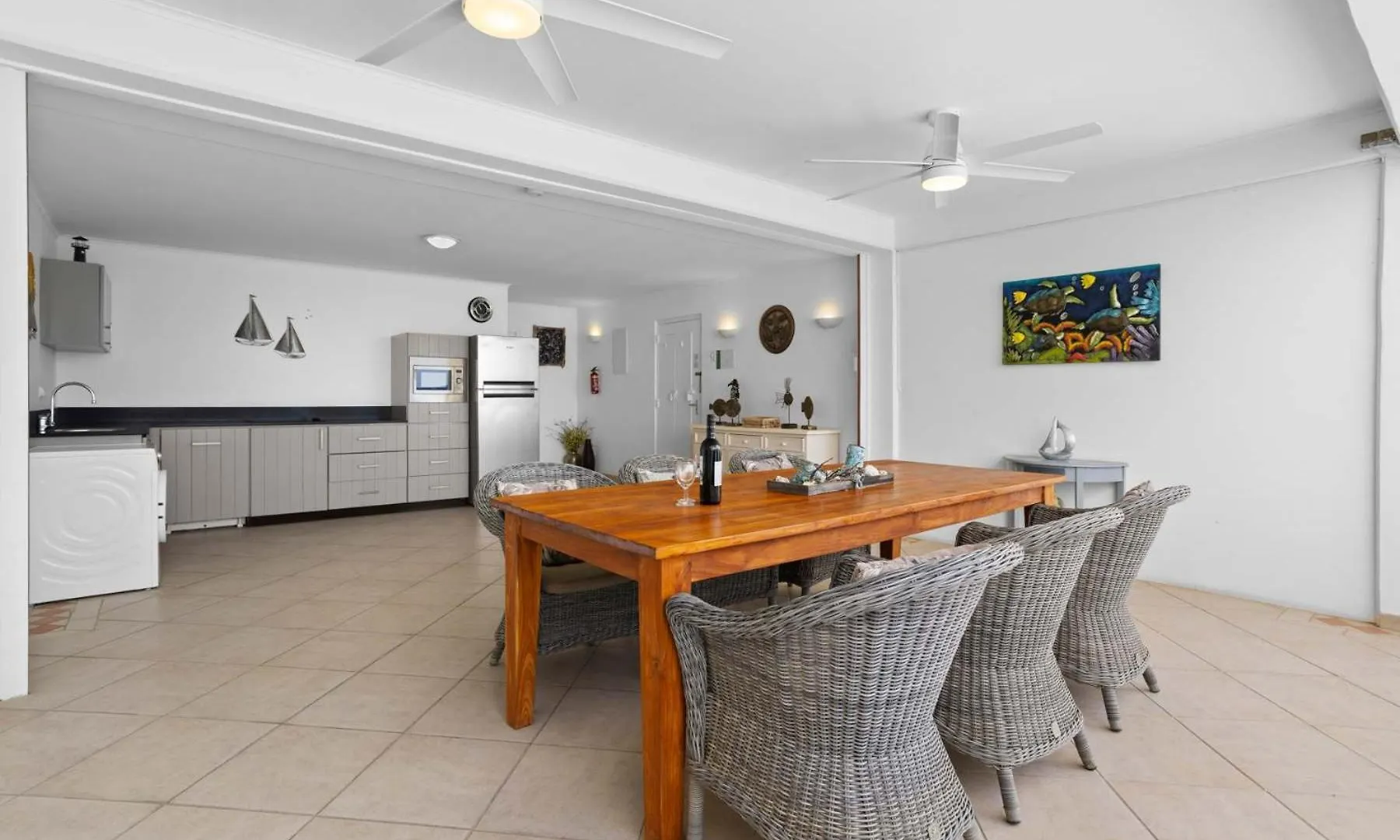 Belmar Oceanfront Apartments 21 Right On The Ocean With Diving Facilities クラレンダイク