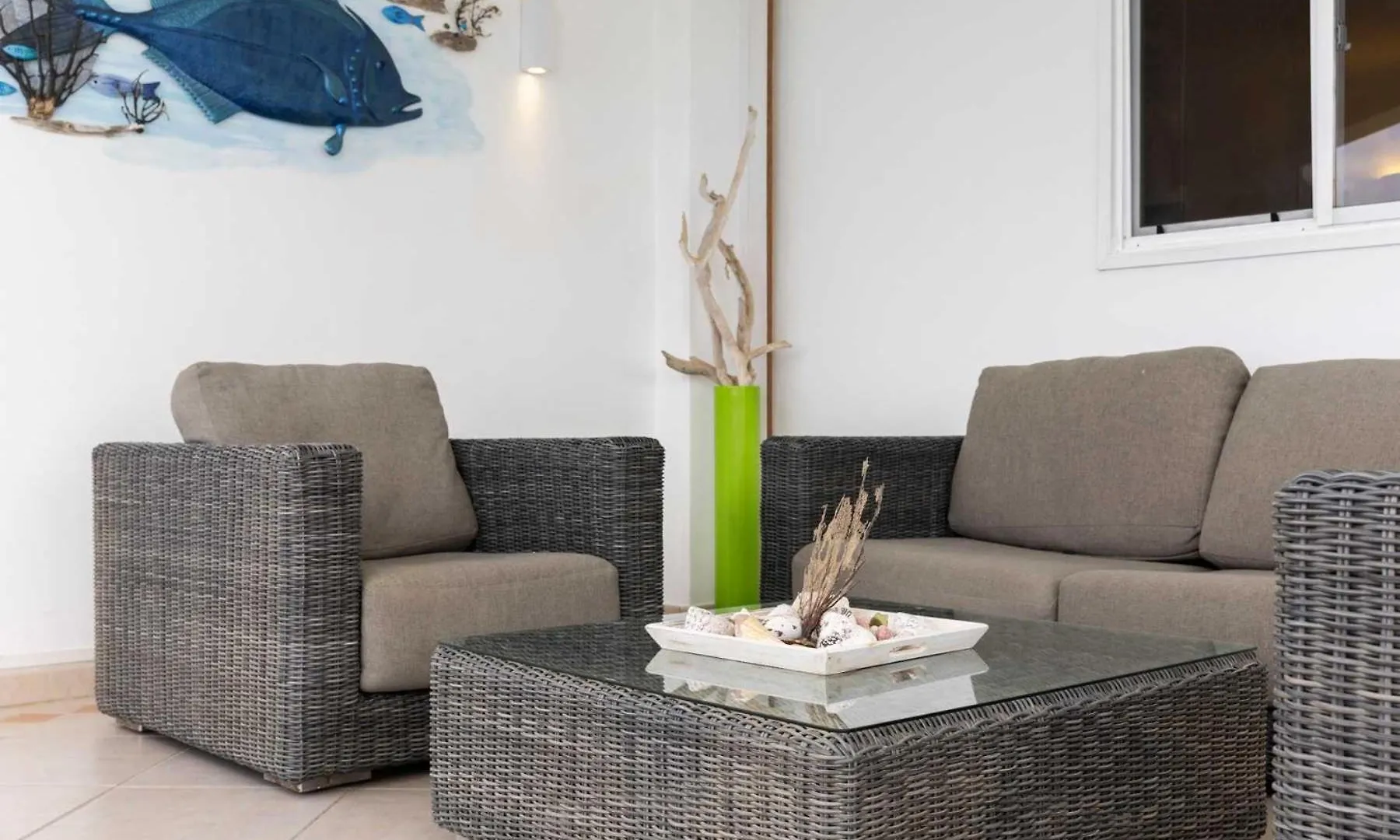 Belmar Oceanfront Apartments 21 Right On The Ocean With Diving Facilities クラレンダイク
