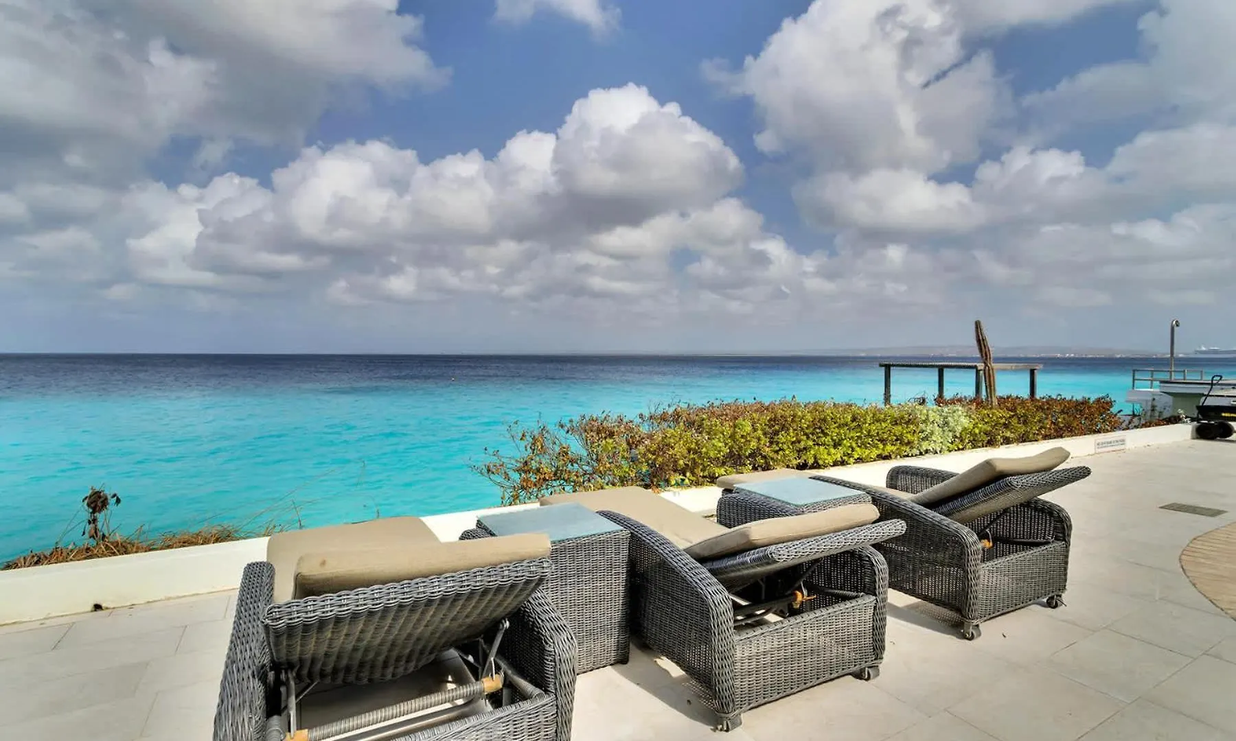 Belmar Oceanfront Apartments 21 Right On The Ocean With Diving Facilities Kralendijk