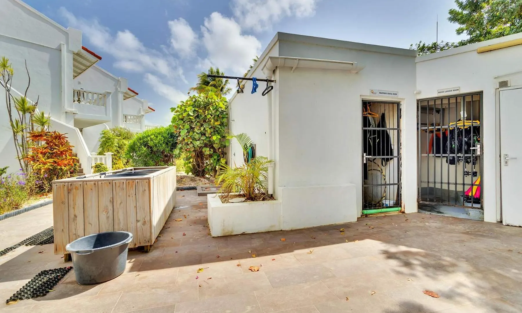 Belmar Oceanfront Apartments 21 Right On The Ocean With Diving Facilities Kralendijk